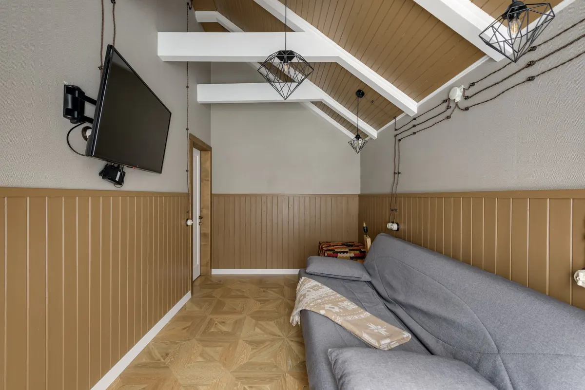Mews Interiors: How to Maximise Light in Narrow Stable Conversions